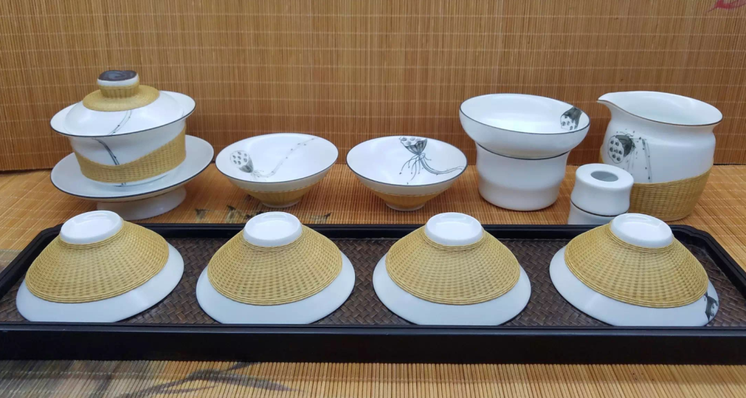 瓷胎竹编茶器